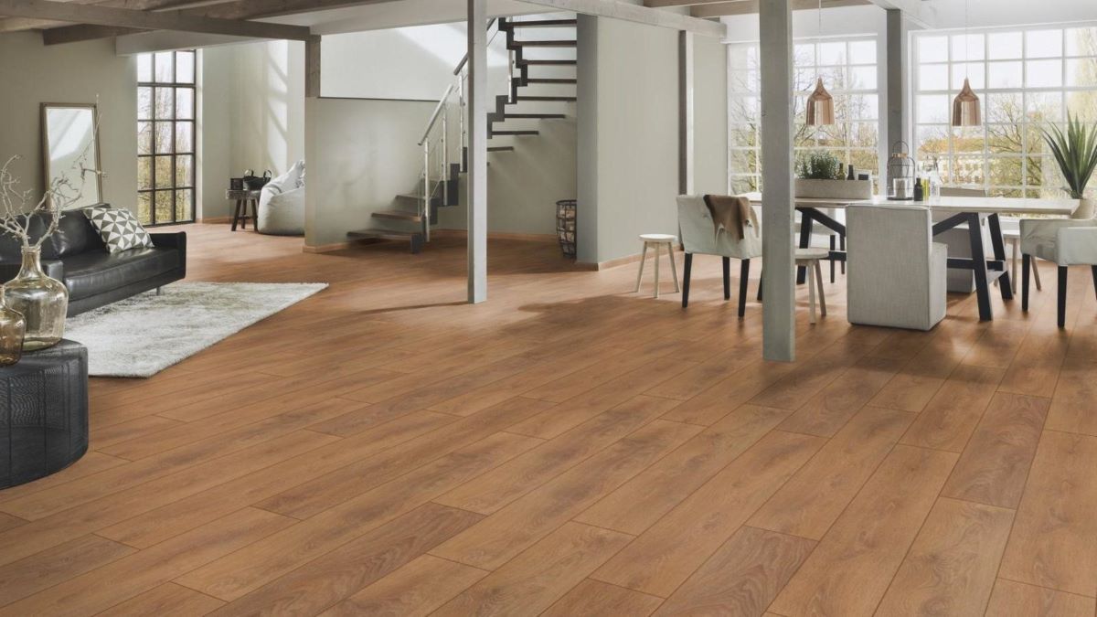 Ламинат "Kronospan" Super Natural Classic Дуб Харлех 8573 (1285*192*8 мм) — купить в Костроме